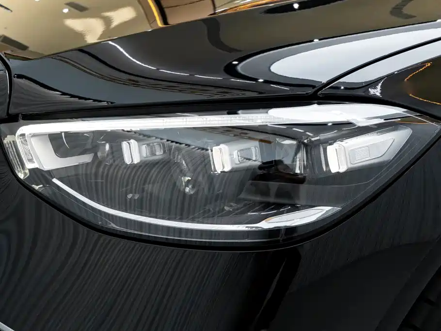 Mercedes-Benz S-Class — миниатюра 8