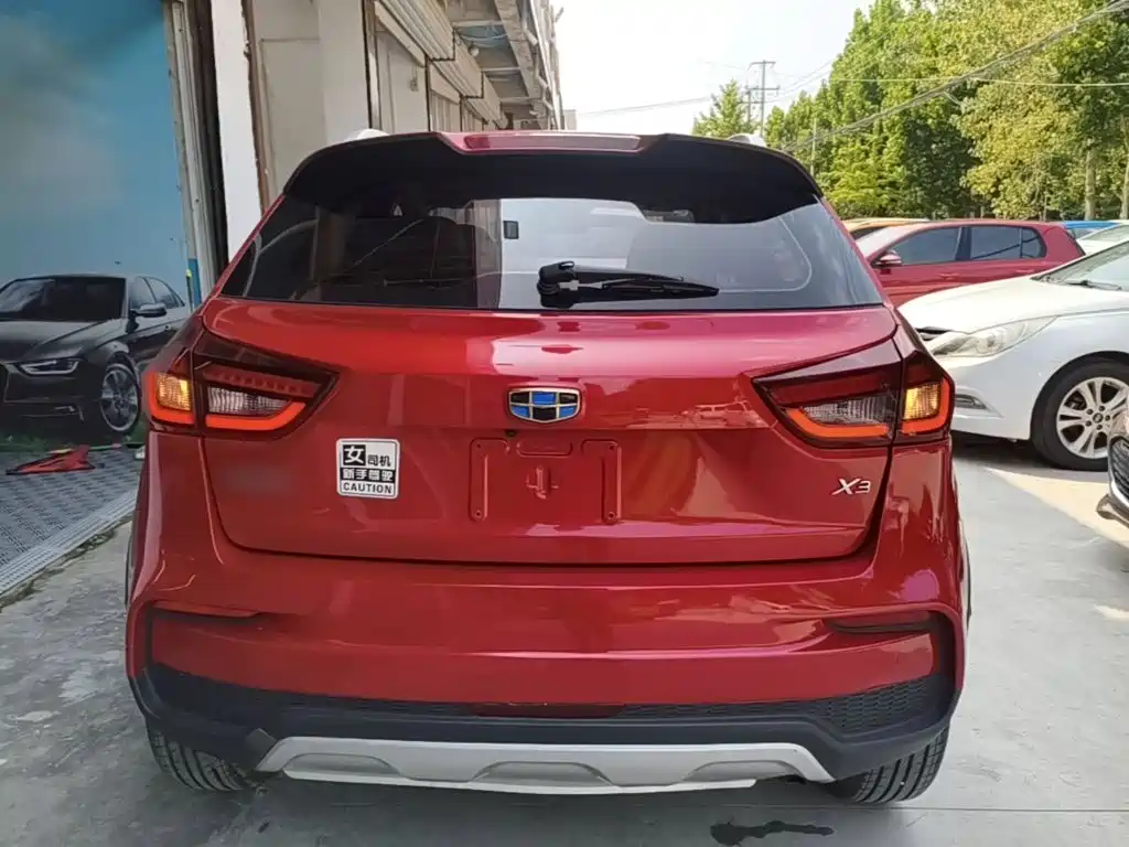 Geely Vision X3 — миниатюра 6