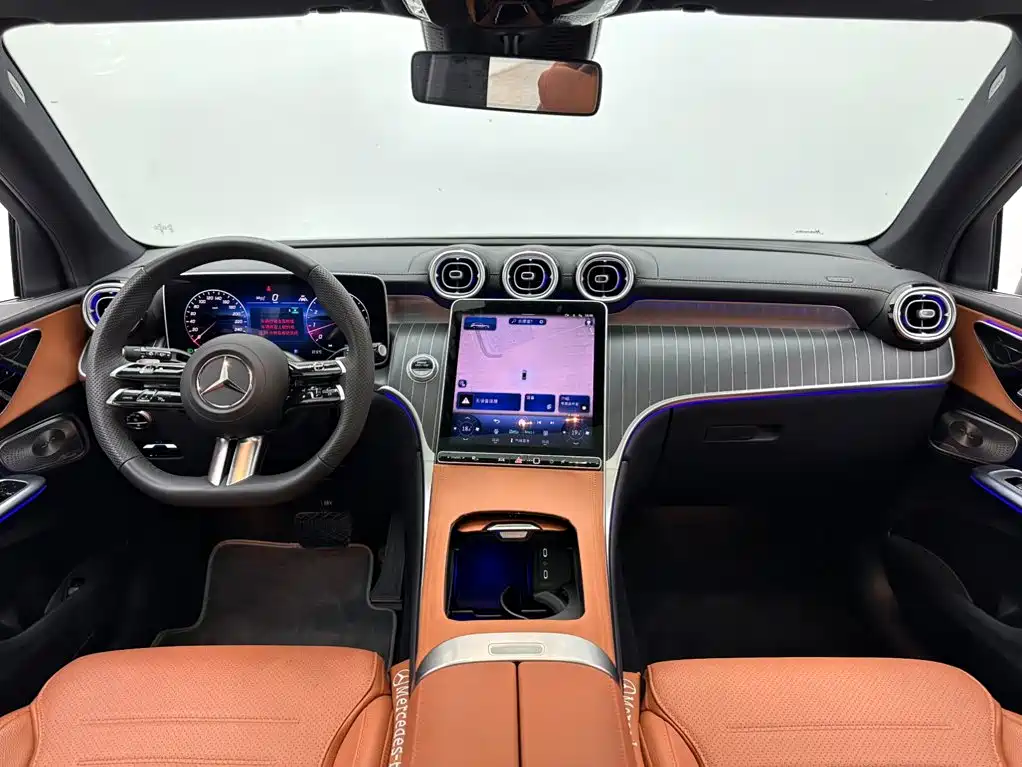 Mercedes-Benz GLC — миниатюра 10