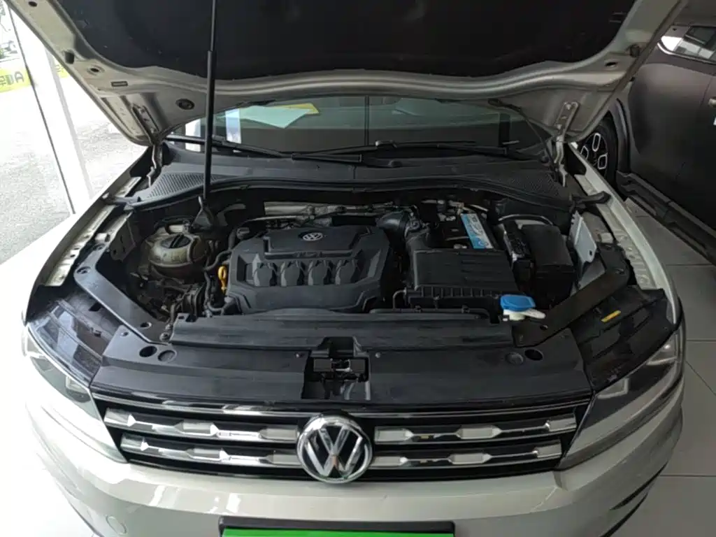 Volkswagen Tiguan L — миниатюра 20
