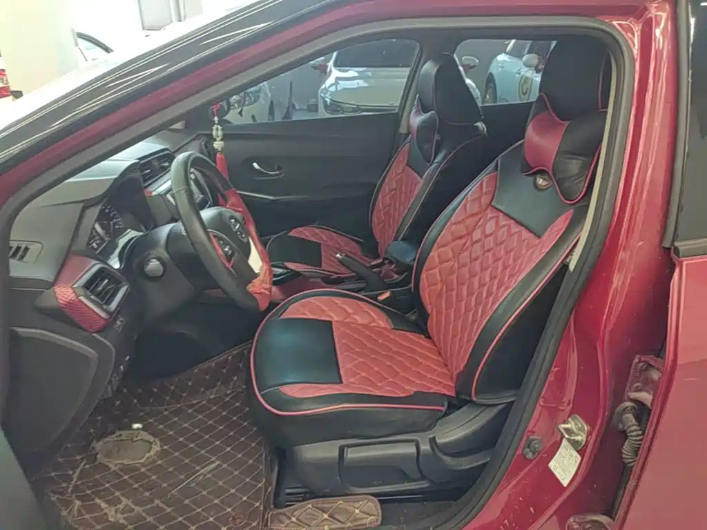 Nissan Bluebird — миниатюра 15
