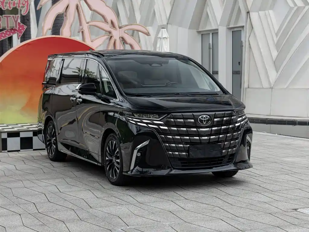 Toyota Alphard 2024 2.5L Luxury