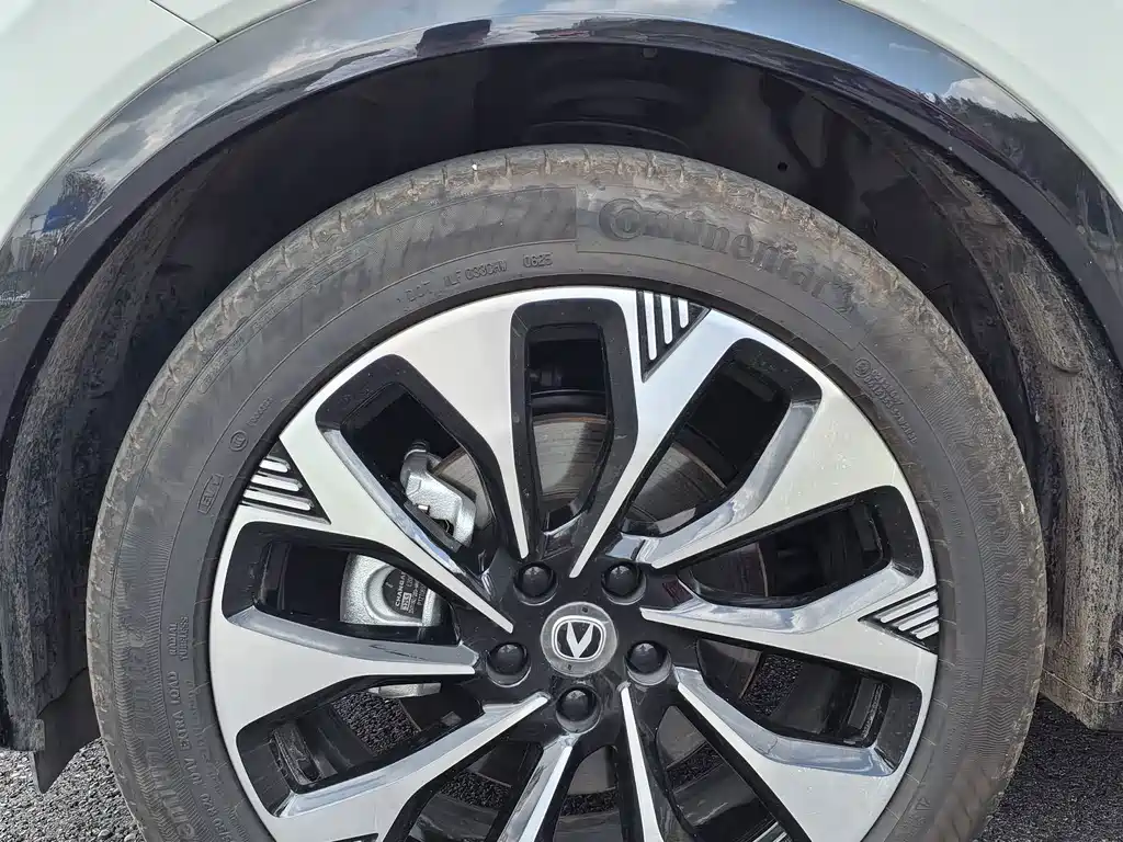 Changan Changan CS75PLUS — миниатюра 5