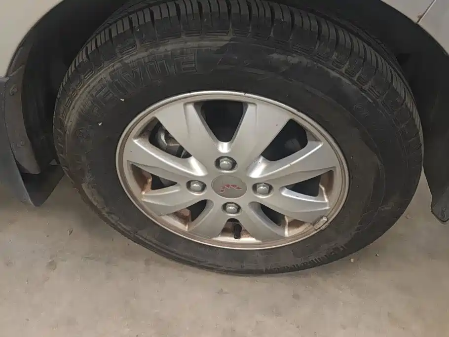 Wuling Hongguang — миниатюра 6