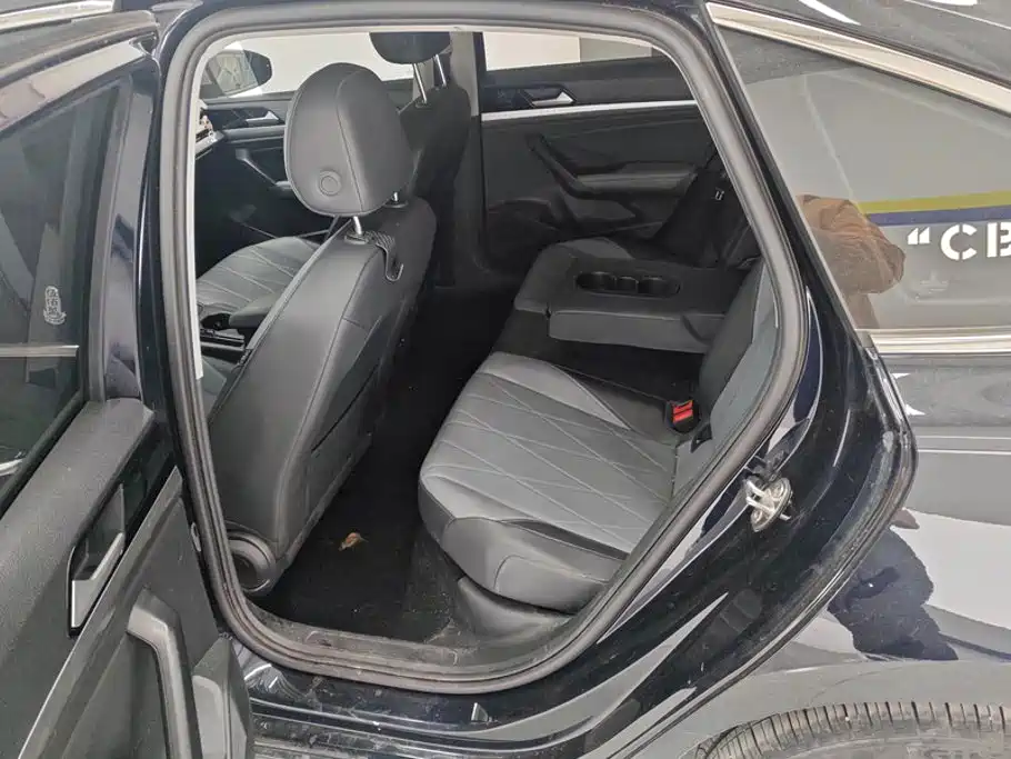 Volkswagen Lavida — миниатюра 11