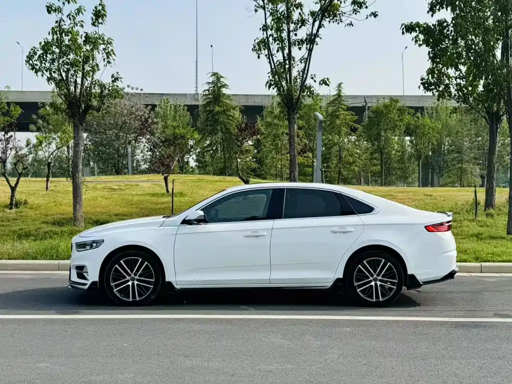 GEELY AUTOMOBILE XINGRUI