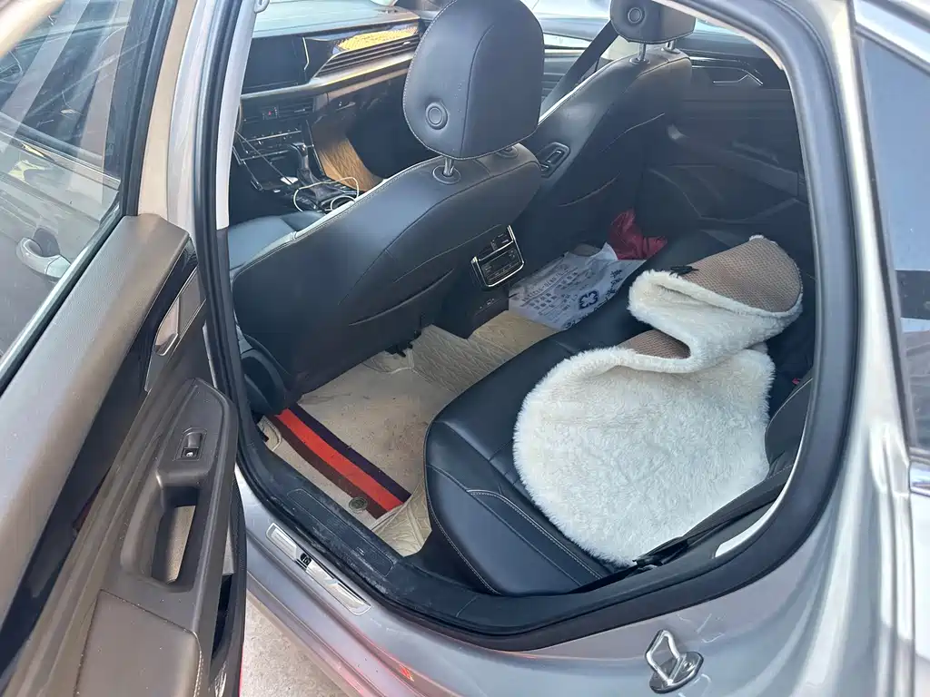 Volkswagen Passat — миниатюра 6