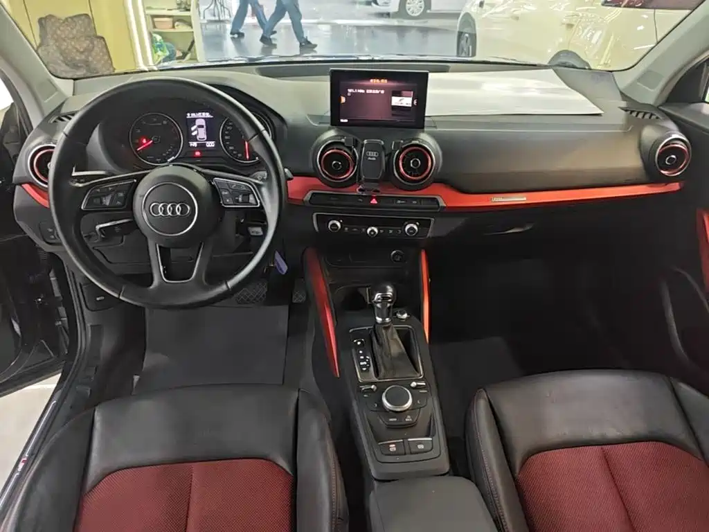 Audi Q2L — миниатюра 10