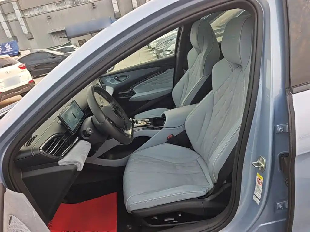 BYD Seal — миниатюра 15