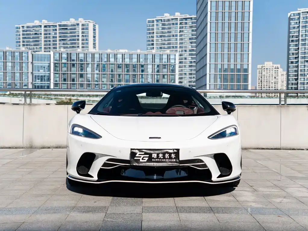 McLaren GT — миниатюра 2