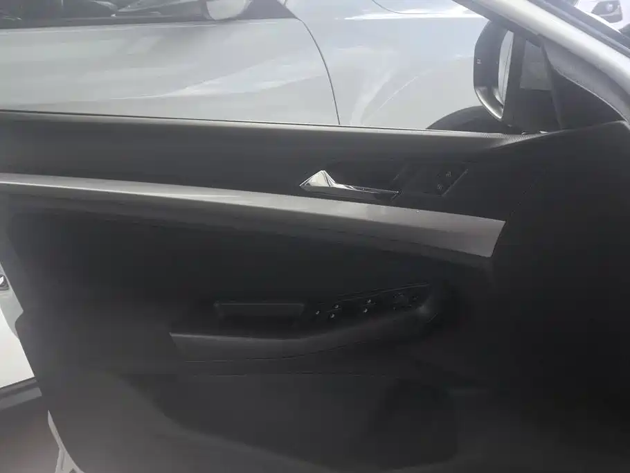 Volkswagen Bora — миниатюра 7