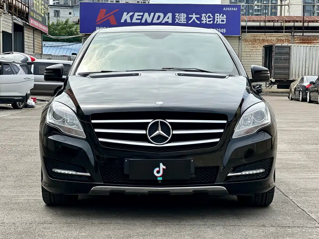 Mercedes-Benz R 2011 R 300 L