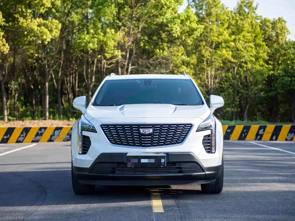 Cadillac XT4 — миниатюра 2