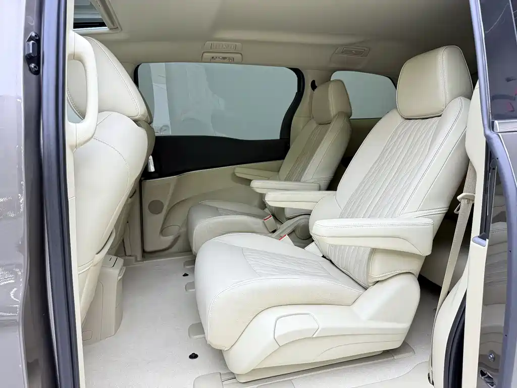 Buick GL8 2023 652T Luxury