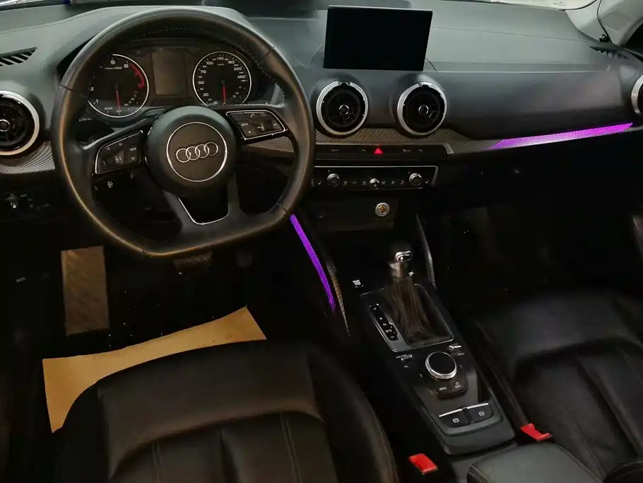 Audi Q2L — миниатюра 12