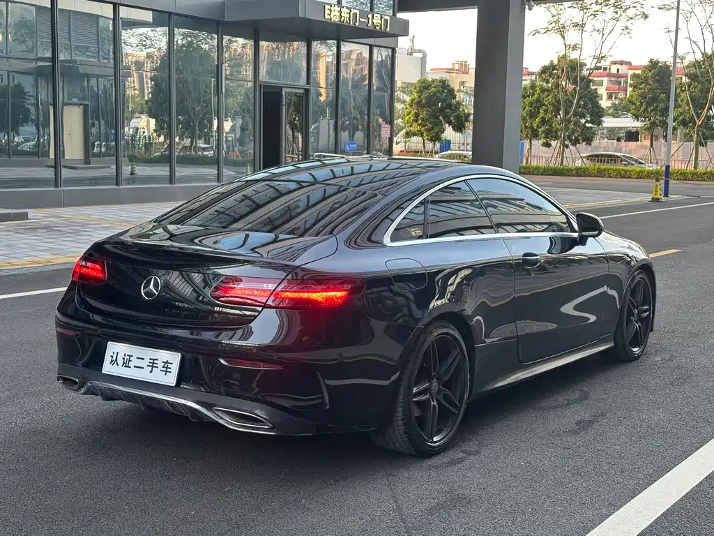 Mercedes-Benz E-Class (Import) — миниатюра 6