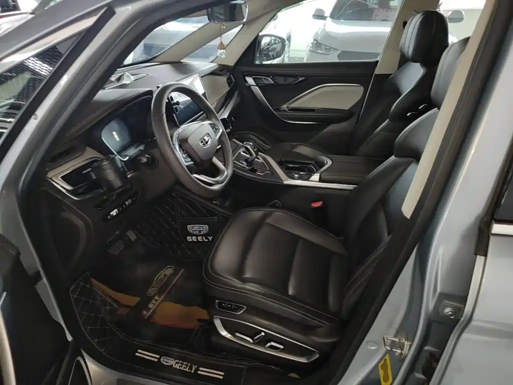 Geely Jia Ji — миниатюра 15