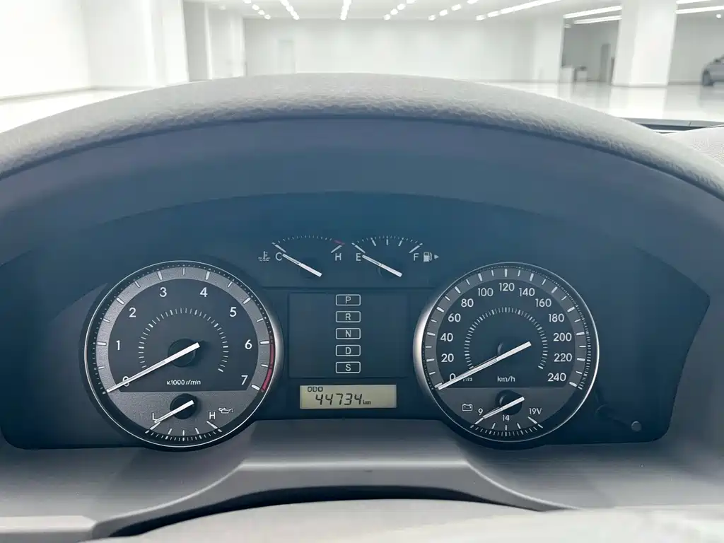 Toyota Land Cruiser — миниатюра 9