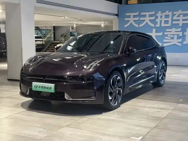 2022 Zeekr 001