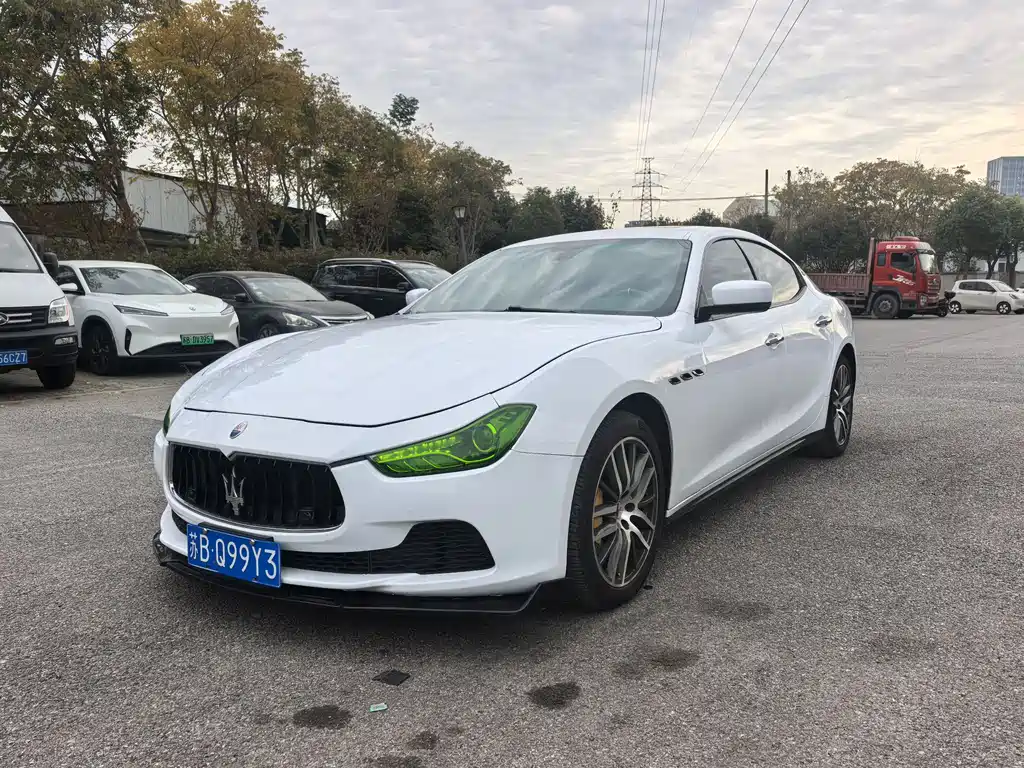 MASERATI GHIBLI