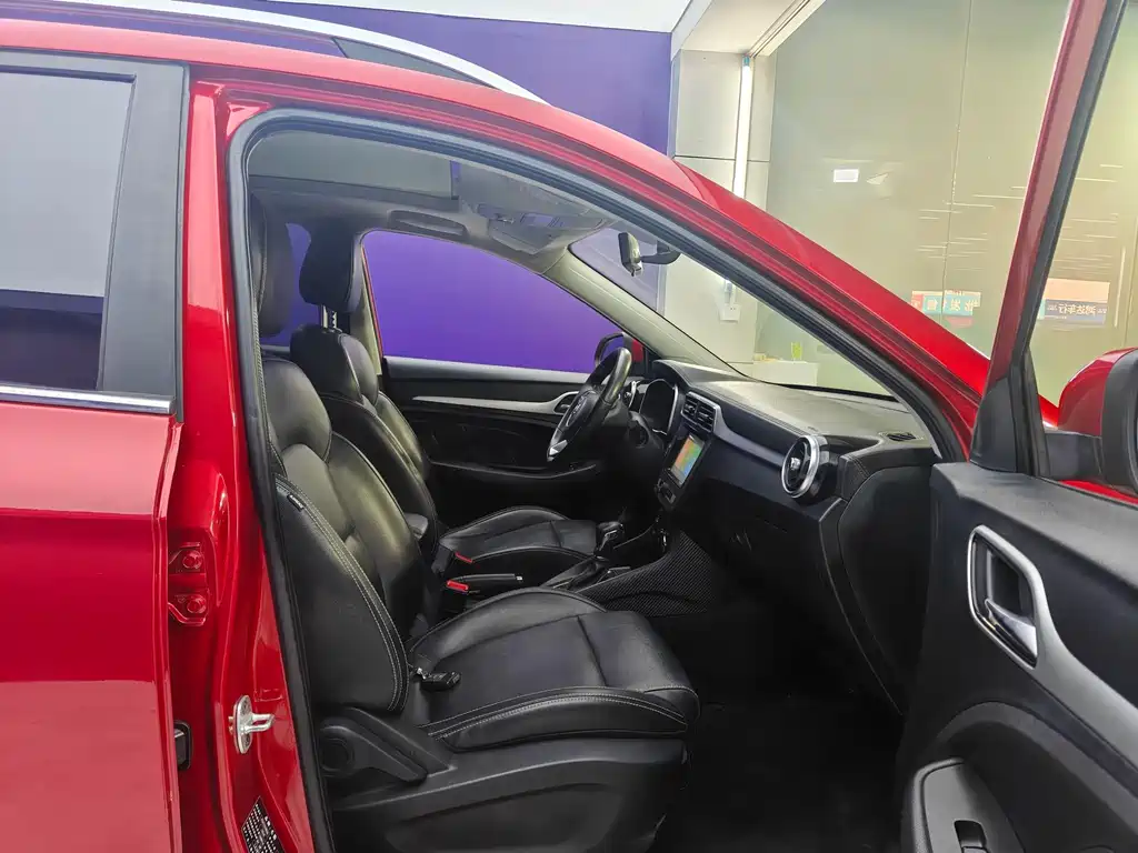 MG ZS — миниатюра 10