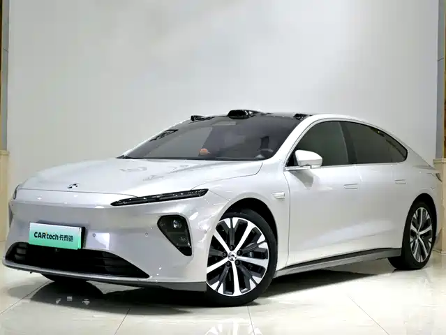 NIO ET7