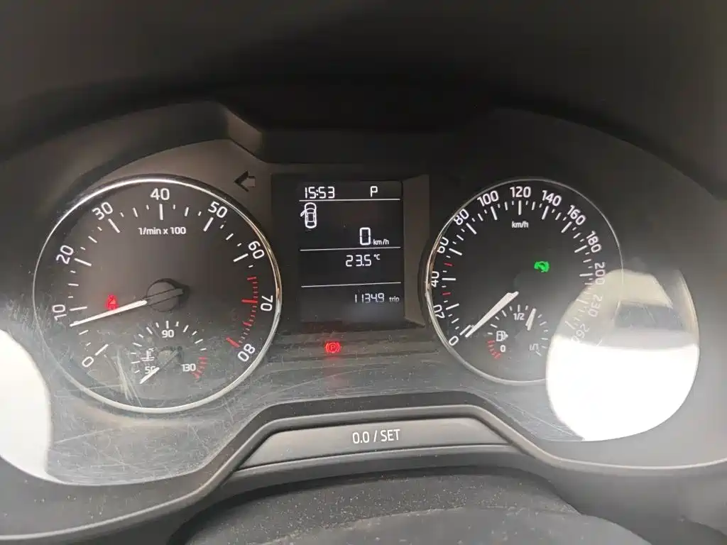 Skoda Octavia 2017 1.6L AT