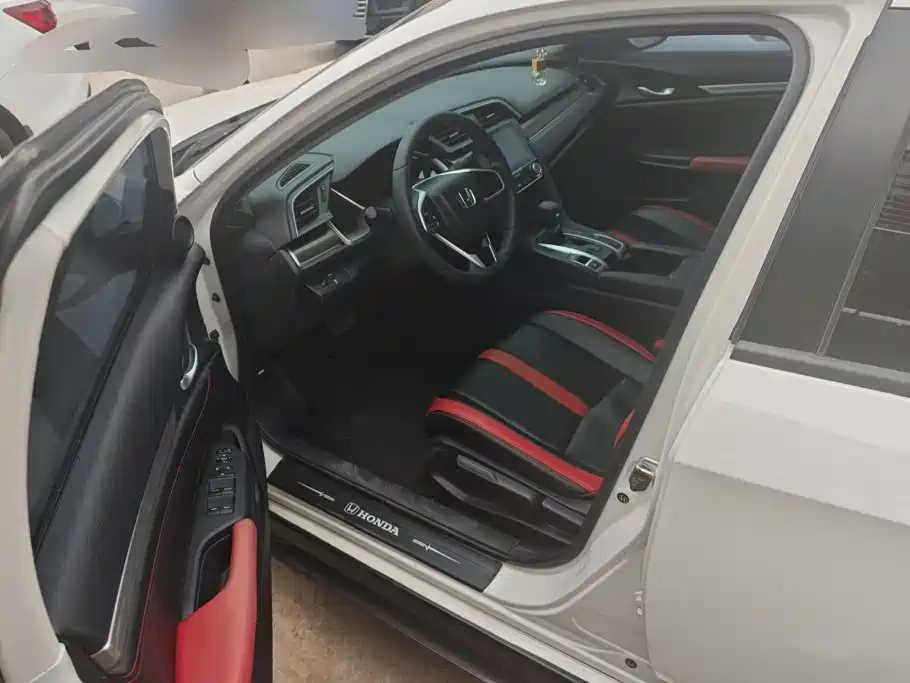 Honda Civic — миниатюра 9