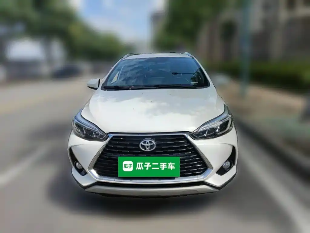 Toyota Yaris L — миниатюра 2