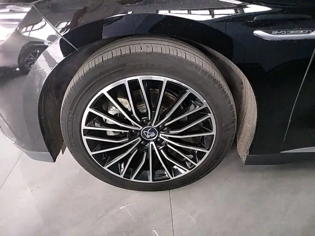 BYD Han — миниатюра 23