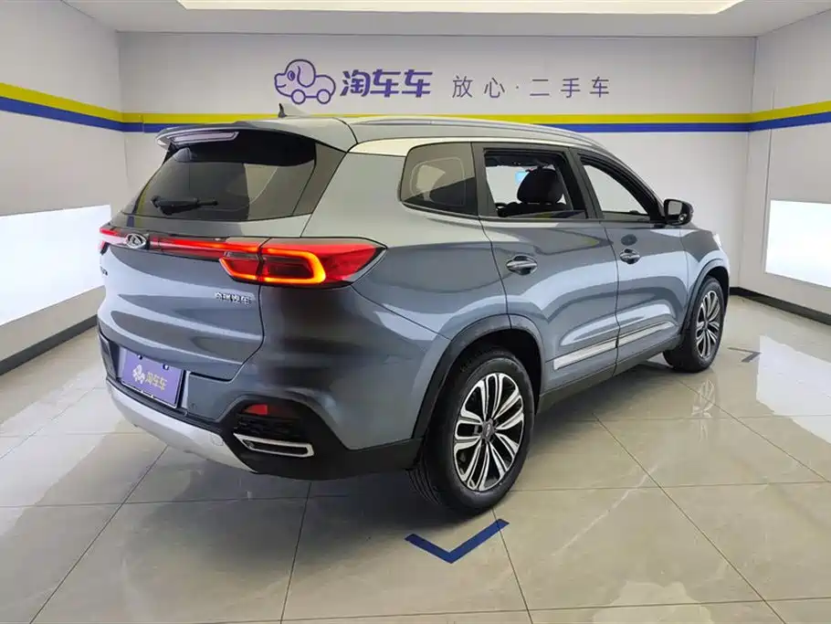 CHERY TIGGO 8