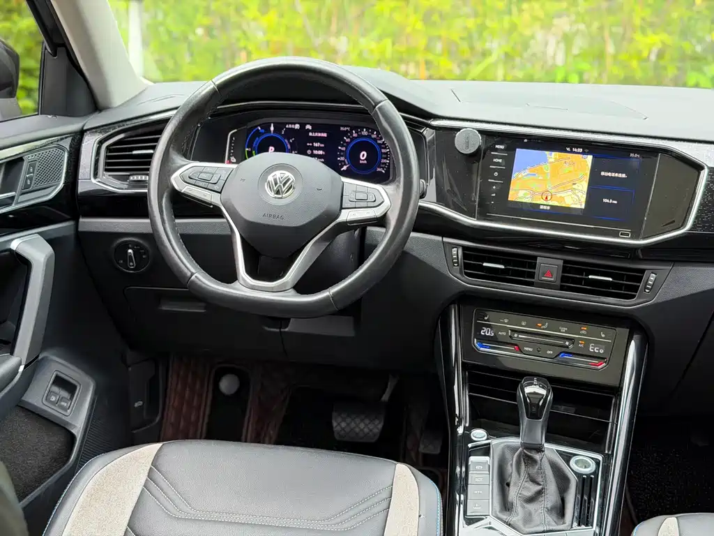 Volkswagen 探岳 GTE — миниатюра 6