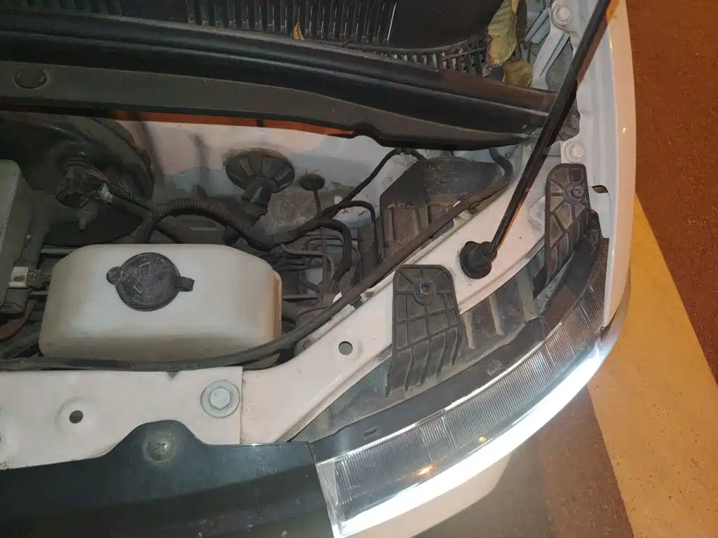 Wuling MINIEV — миниатюра 21