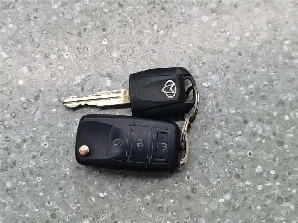 CHANGAN CROSS STAR V3