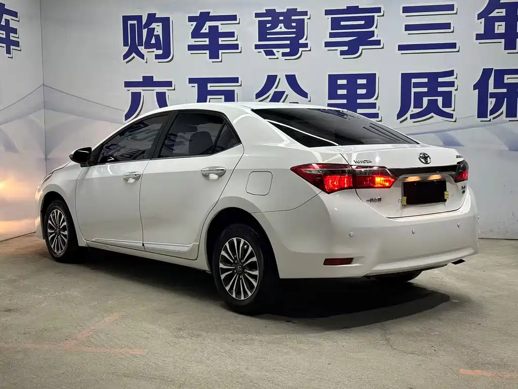 Toyota Corolla — миниатюра 4