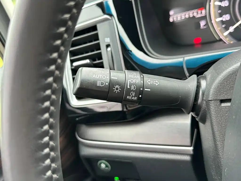 Honda Elysion — миниатюра 23