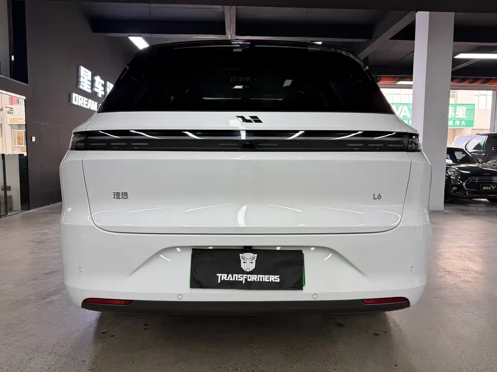 Li Auto IDEAL L6