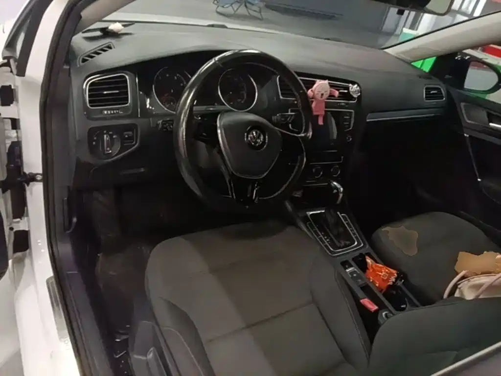 Volkswagen Golf — миниатюра 10
