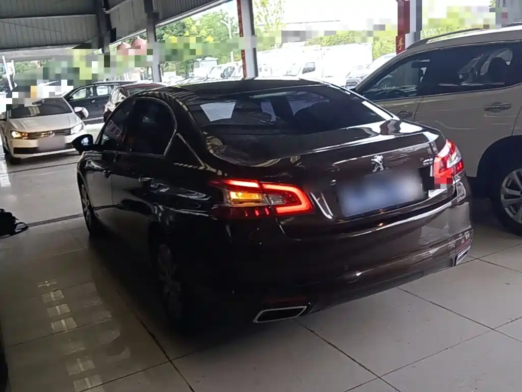 Peugeot 408 — миниатюра 4