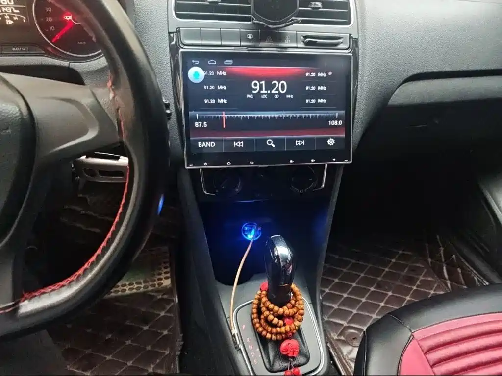Volkswagen Polo — миниатюра 12