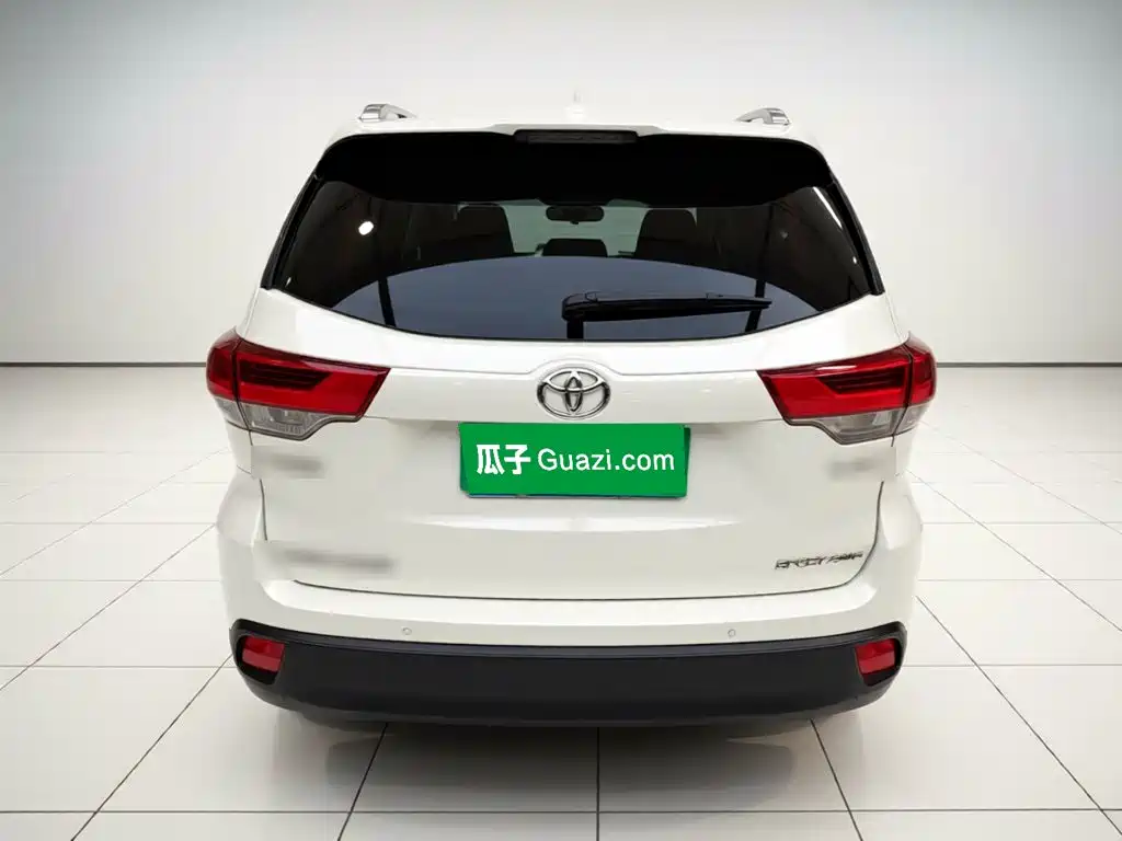 Toyota Highlander — миниатюра 3