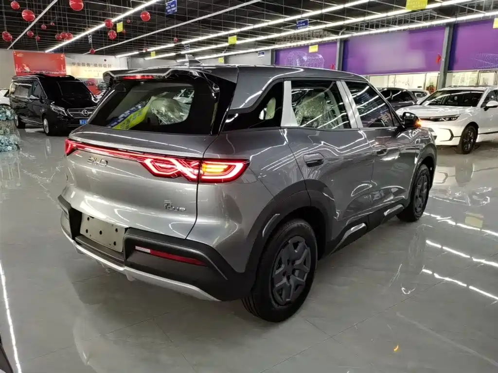 BYD Yuan Up UP 2025 301KM