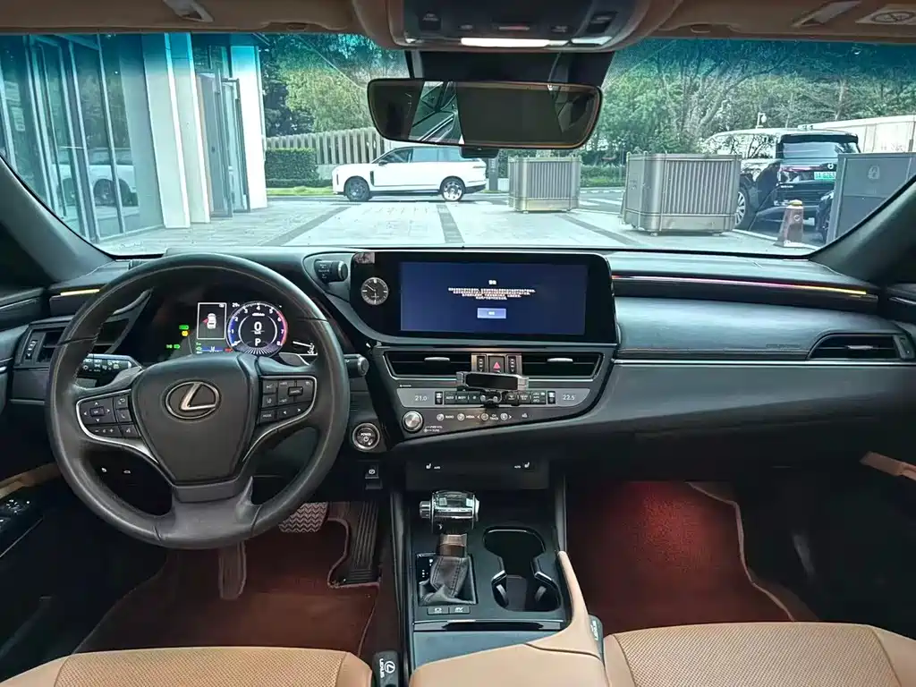 Lexus ES — миниатюра 4
