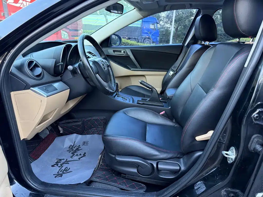 Mazda 3 Xingcheng — миниатюра 7