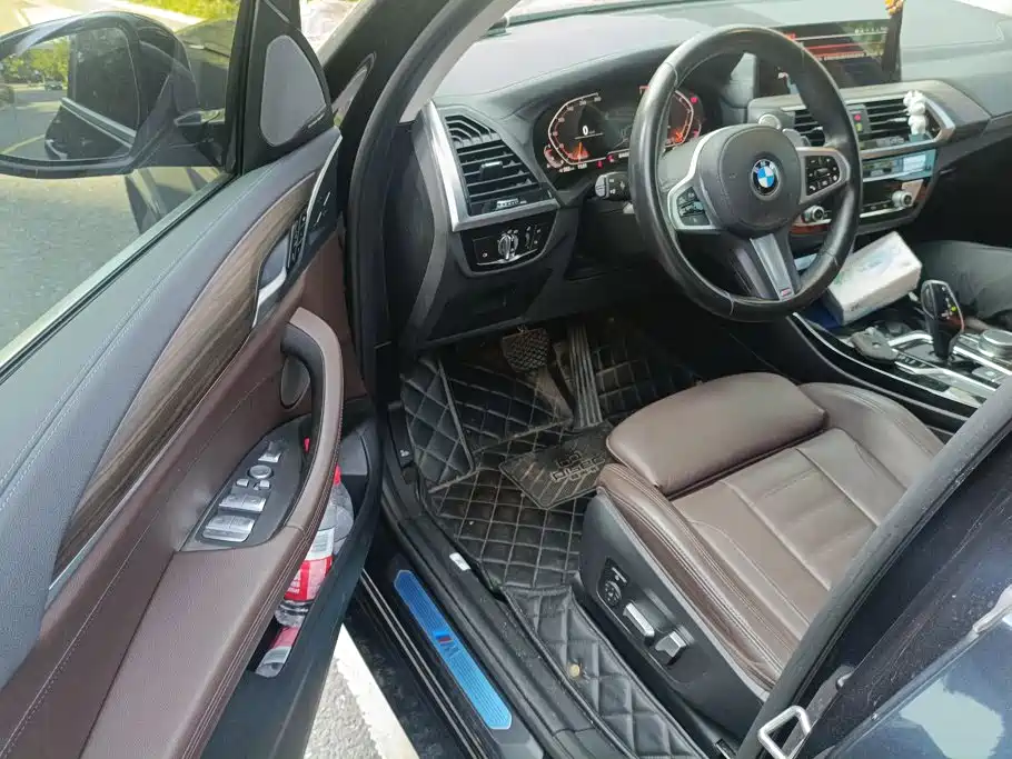BMW X3 — миниатюра 9