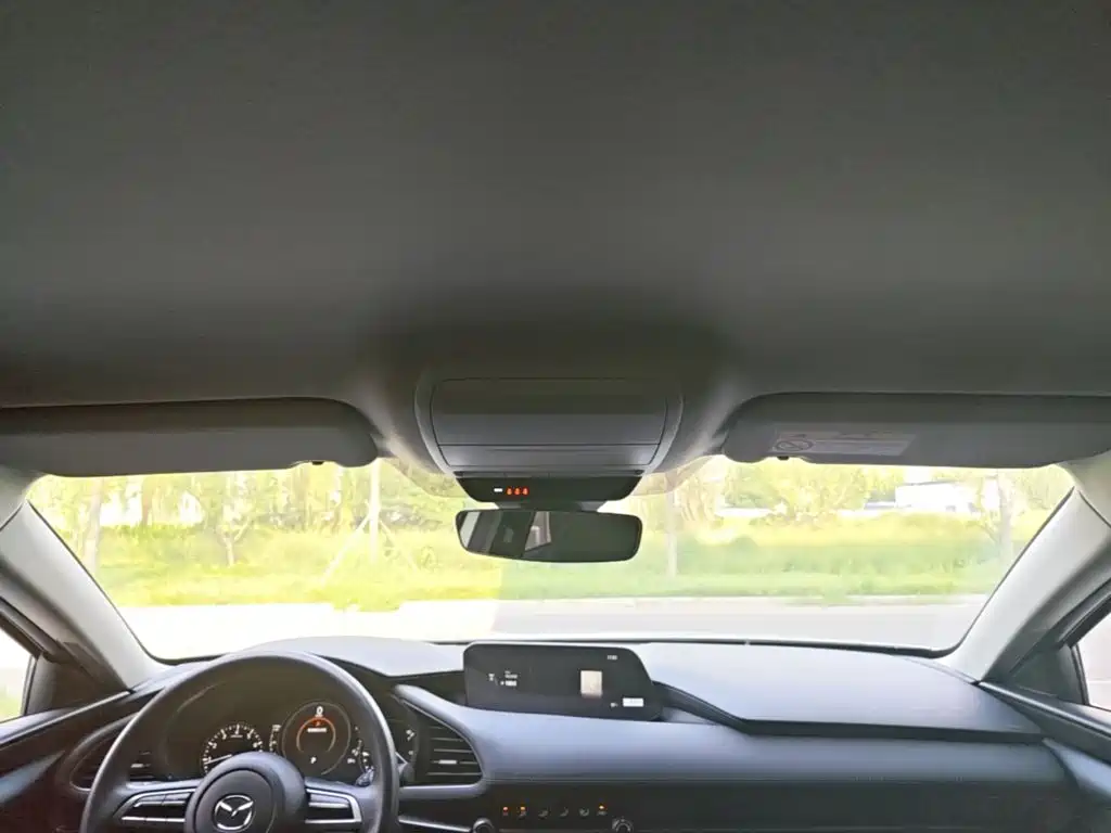 Mazda 3 Axela — миниатюра 18