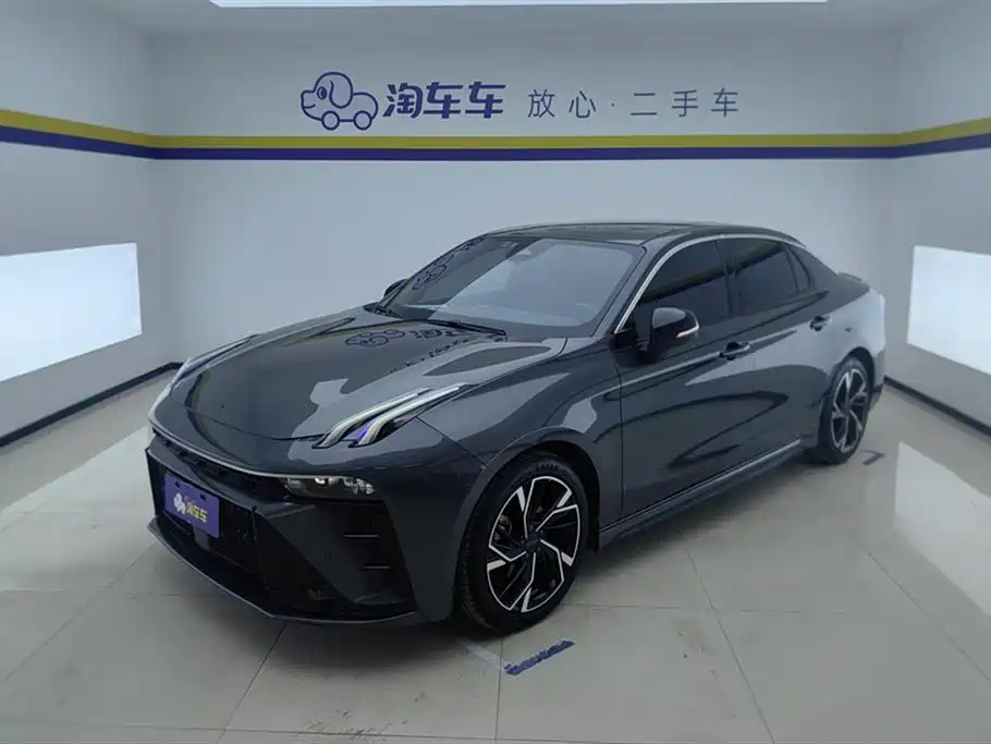 Купить Lynk & Co 03