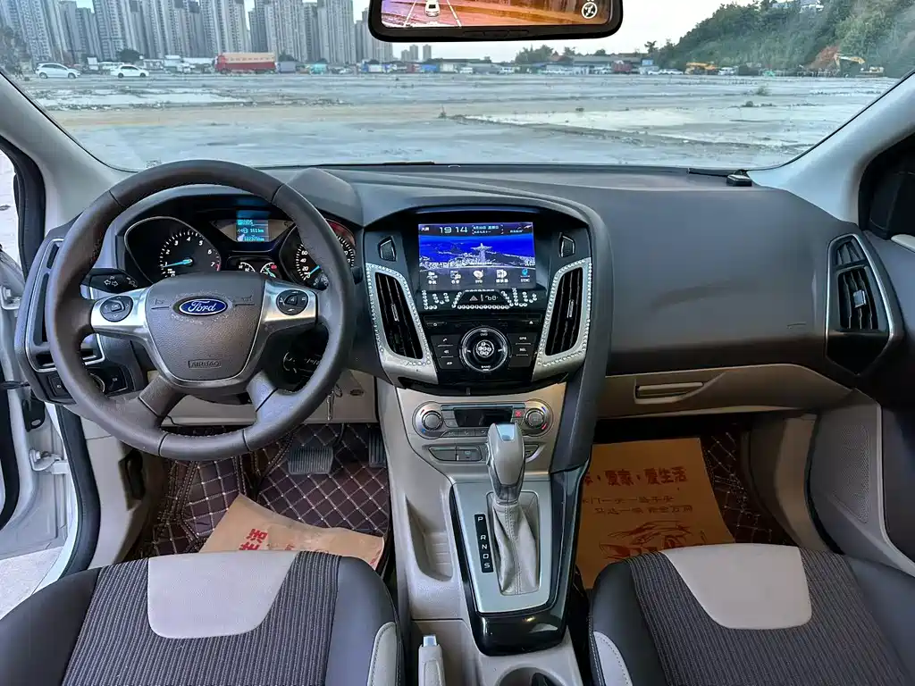 Ford Focus — миниатюра 8