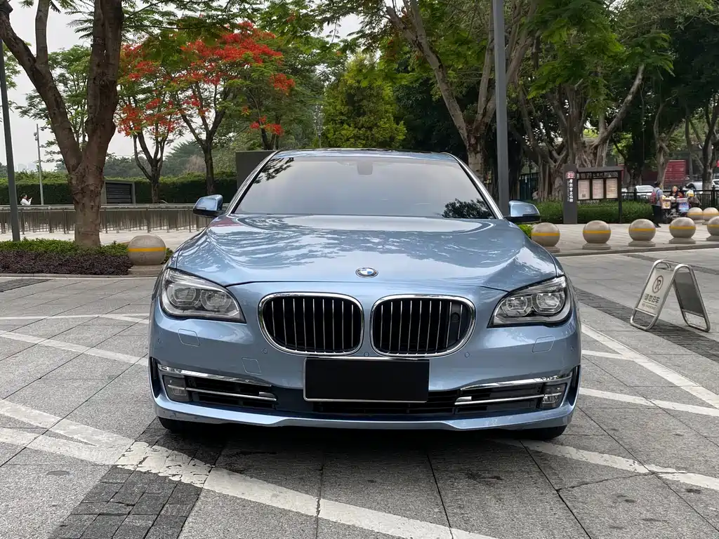 BMW 7 Series 7 2013 740Li