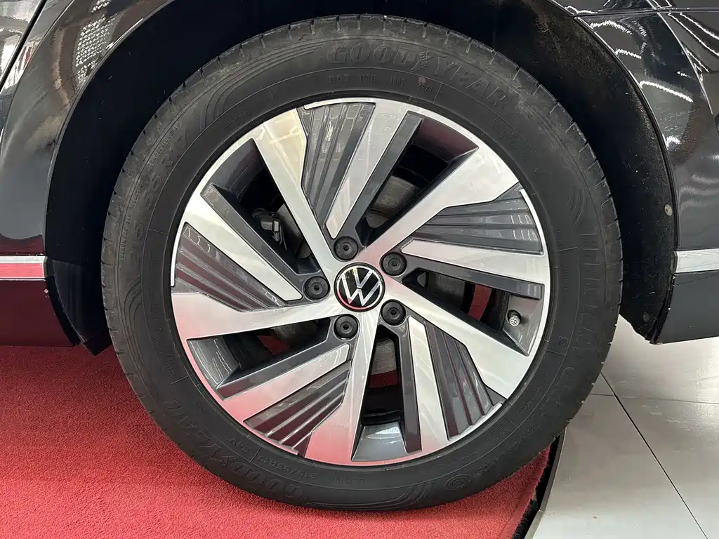 Volkswagen 迈腾 PHEV — миниатюра 40